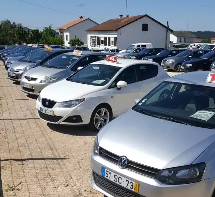 Elias Gomes Automoveis Stand Automoveis Veiculos Carros Usados e Semi